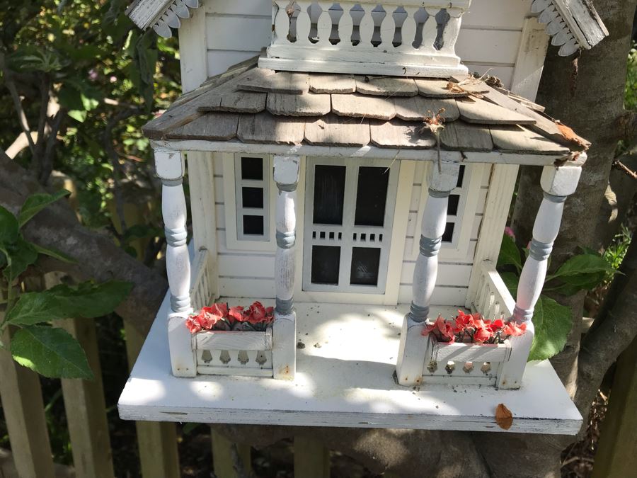 Vintage Wooden Victorian Style Birdhouse 14'H [Photo 5]