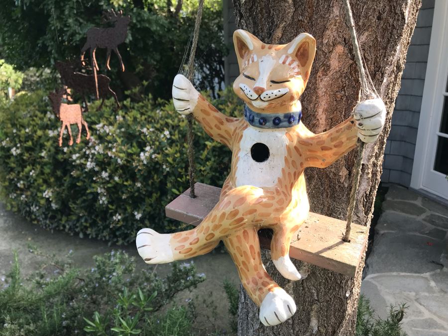 Painted Cermaic Smiling Cat On A Swing Birdhouse [Photo 5]