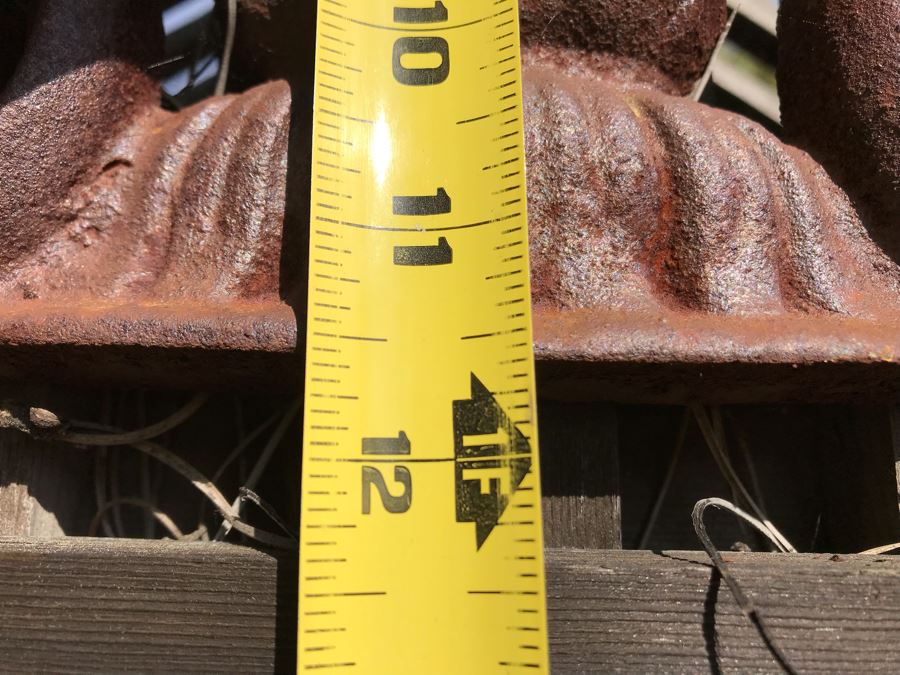 Vintage Metal Wall Ornament 30' X 12' [Photo 7]