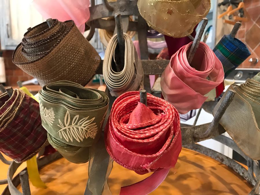 Vintage Metal Bottle Drying Rack Filled With Various Ribbons And Bows [Photo 6]