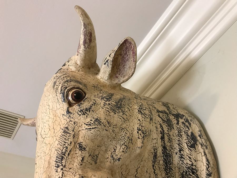 Large Department 56 Cow Head Wall Decor [Photo 5]