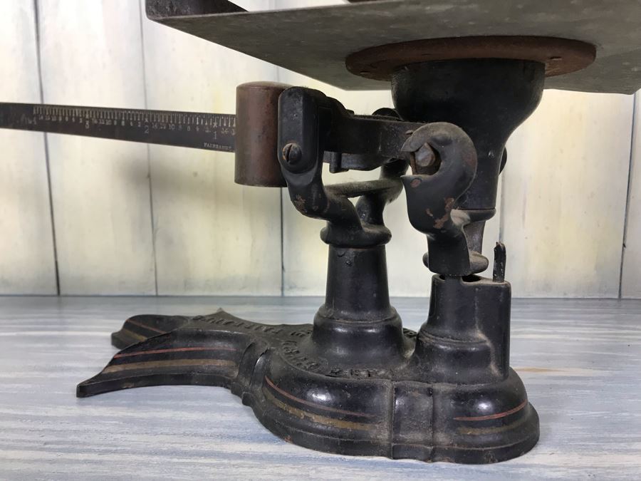 Vintage Fairbanks Cast Iron Postal Scale With Brass Pan Marked Property Of U.S. Post Office 4lbs With Toe Crow's Foot Pinstripe Paint Design At Base [Photo 12]