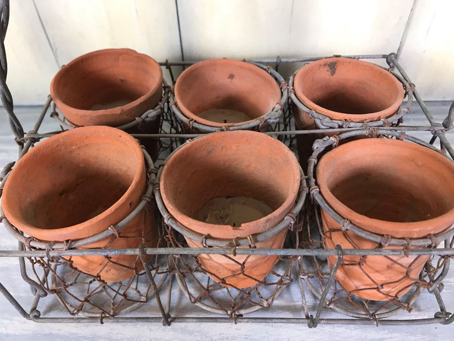 Vintage Twisted Wire Potting Gardening Basket With Flower Pots And Carrying Handle 10' X 6.5' [Photo 3]