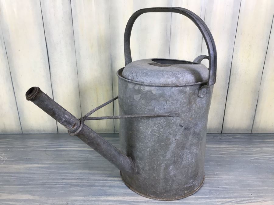 Vintage 2 Gallon Galvanized Metal Watering Can 17'H X