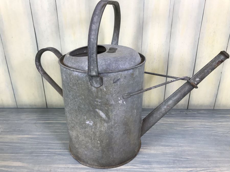 Vintage 2 Gallon Galvanized Metal Watering Can 17'H X  [Photo 7]