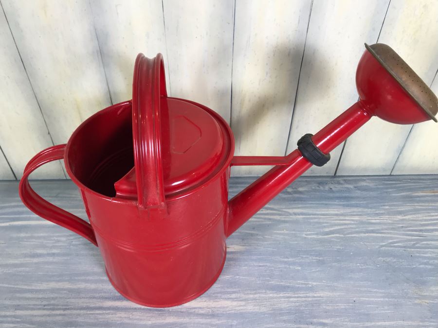 Vintage Painted Red Watering Can 13'H [Photo 6]