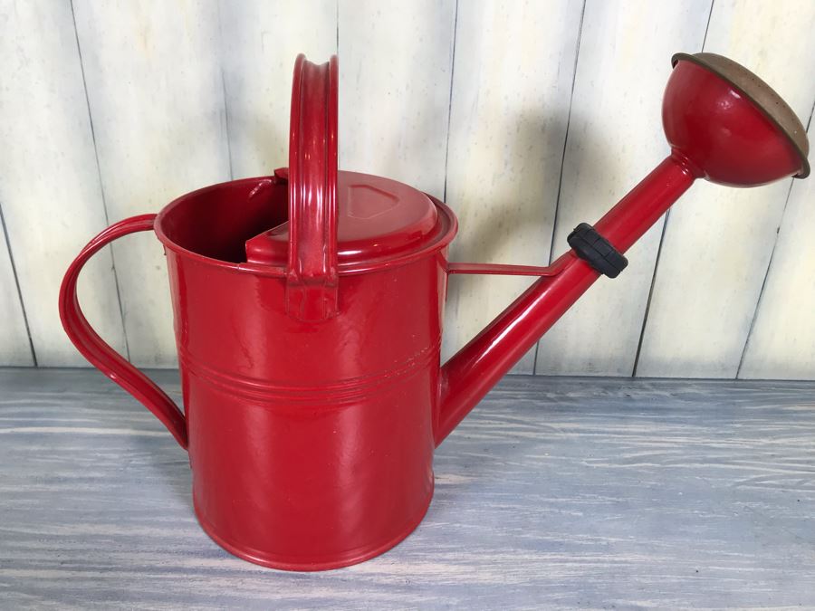 Vintage Painted Red Watering Can 13'H [Photo 5]