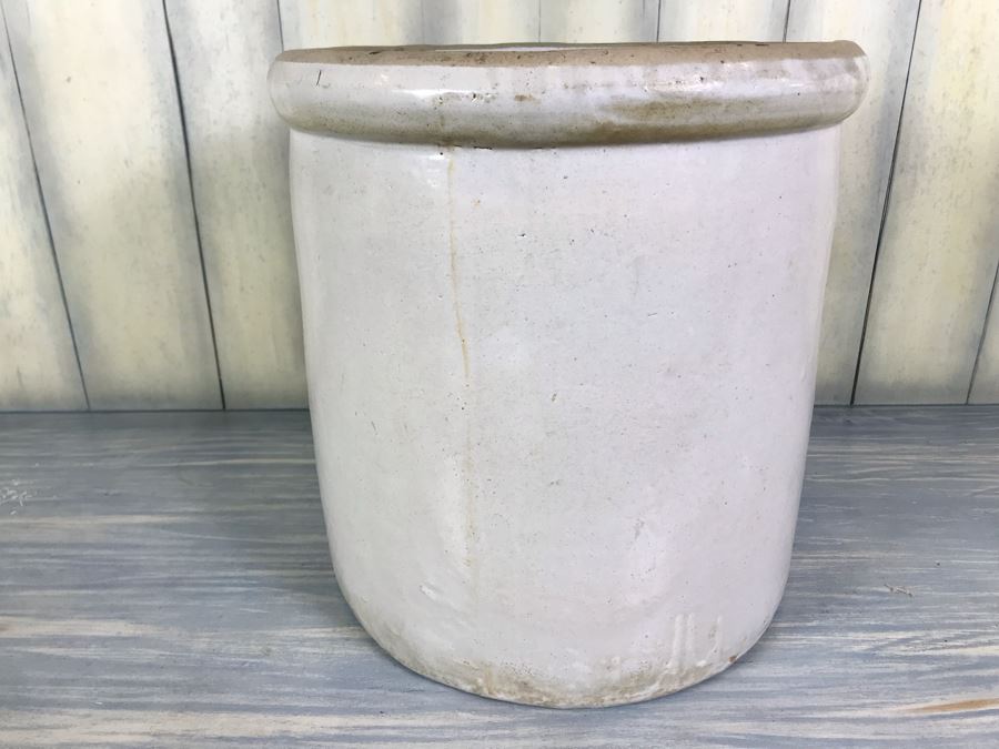 Vintage 5 Gallon Blue Ribbon Brand Crock Pot 13'H X 11.5'W [Photo 9]