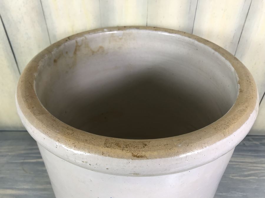 Vintage 5 Gallon Blue Ribbon Brand Crock Pot 13'H X 11.5'W [Photo 7]