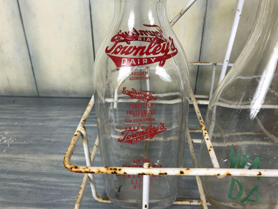 Vintage Metal Glass Milk Bottle Carrier With Handle And (6) Vintage Glass Milk Bottles [Photo 4]