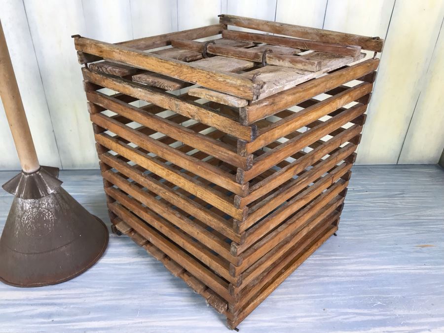 Antique Wooden Chicken Egg Carrying Case Box Cage With Handle 13'W X 15'H And Antique C.T. Childers Rapid Washer Laundry Clothes [Photo 13]