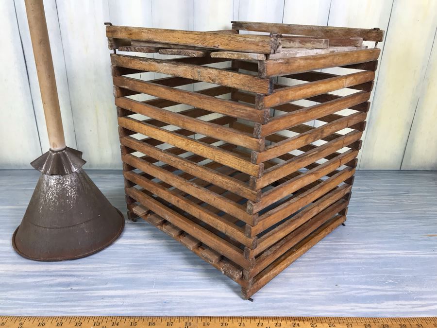 Antique Wooden Chicken Egg Carrying Case Box Cage With Handle 13'W X 15'H And Antique C.T. Childers Rapid Washer Laundry Clothes [Photo 12]