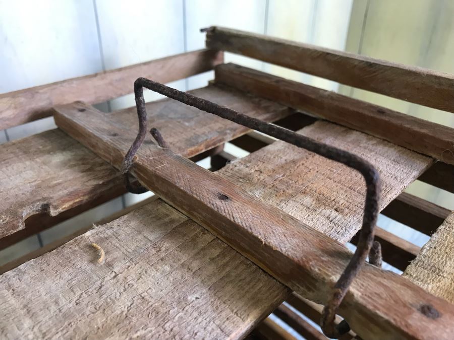 Antique Wooden Chicken Egg Carrying Case Box Cage With Handle 13'W X 15'H And Antique C.T. Childers Rapid Washer Laundry Clothes [Photo 8]