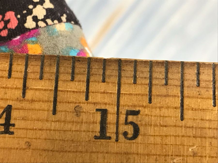 Eclectic Embroidered Quilted Bulls Head Wall Decor 23'H X 15'W [Photo 20]