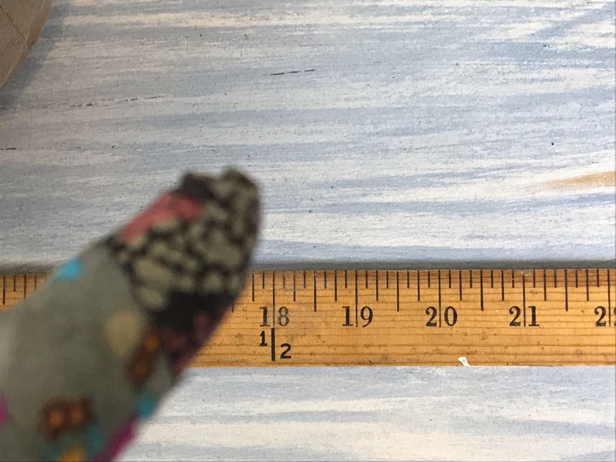 Eclectic Embroidered Quilted Bulls Head Wall Decor 23'H X 15'W [Photo 19]