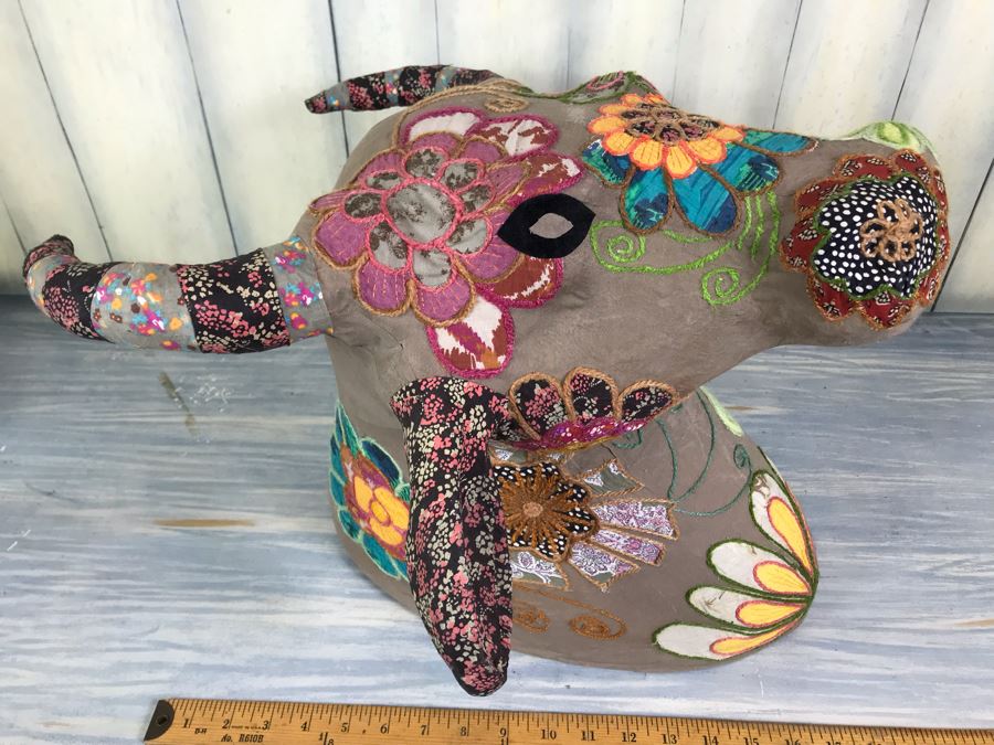 Eclectic Embroidered Quilted Bulls Head Wall Decor 23'H X 15'W [Photo 11]