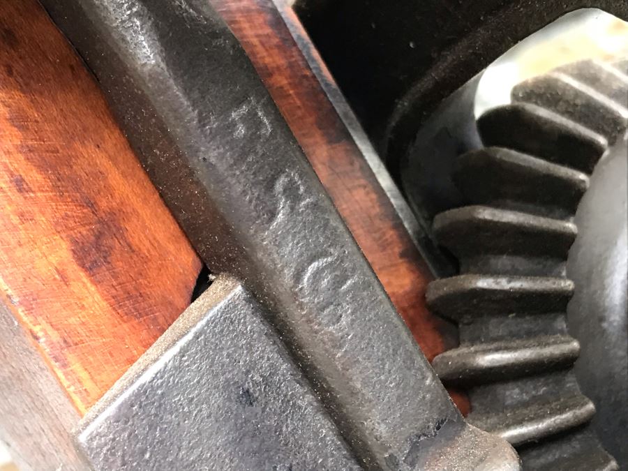 Antique Tool F S Co Adjustable Angle Mechanical Crank Drill Press Wood / Cast Iron Portable [Photo 18]