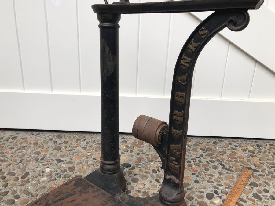 Large Antique Fairbanks Industrial Rolling Floor Scale 250lbs Capacity 21'D X 12.5'W X 27'H - May Need Servicing [Photo 8]