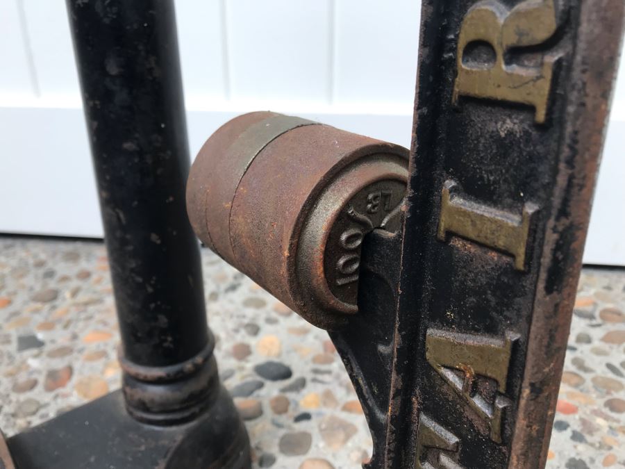 Large Antique Fairbanks Industrial Rolling Floor Scale 250lbs Capacity 21'D X 12.5'W X 27'H - May Need Servicing [Photo 12]