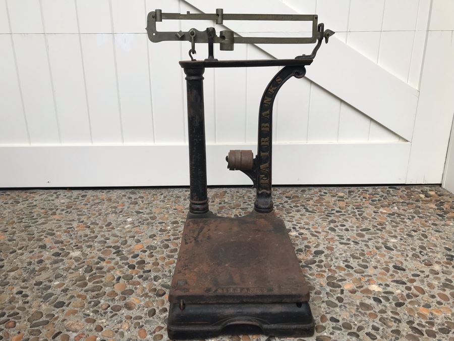 Large Antique Fairbanks Industrial Rolling Floor Scale 250lbs Capacity 21'D X 12.5'W X 27'H - May Need Servicing [Photo 2]