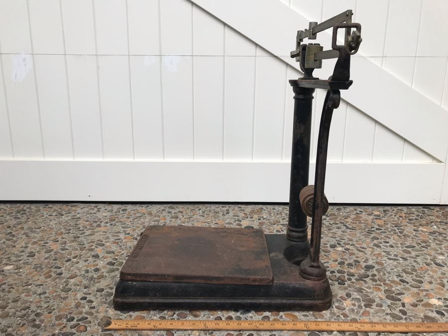 Large Antique Fairbanks Industrial Rolling Floor Scale 250lbs Capacity 21'D X 12.5'W X 27'H - May Need Servicing [Photo 13]