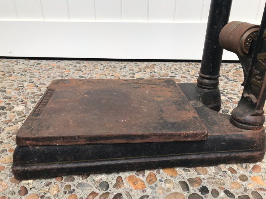 Large Antique Fairbanks Industrial Rolling Floor Scale 250lbs Capacity 21'D X 12.5'W X 27'H - May Need Servicing [Photo 17]