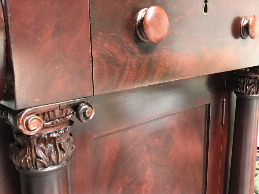 Stunning Mahogany Sideboard Buffet Table With Ornately Carved Claw Feet - Working Locks On Drawers And Cabinets - Have Skeleton Key [Photo 24]