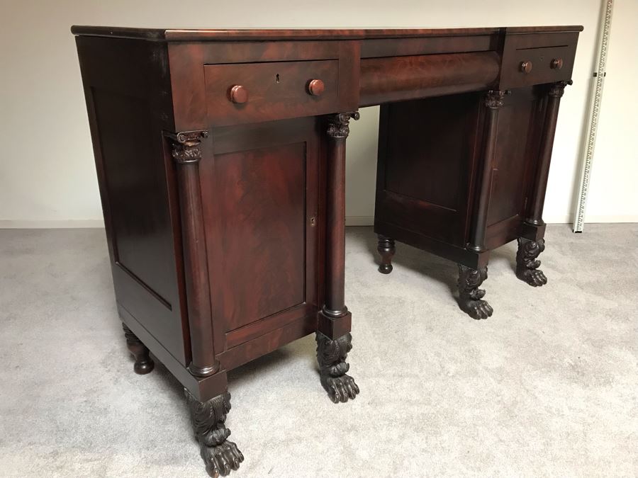 Stunning Mahogany Sideboard Buffet Table With Ornately Carved Claw Feet - Working Locks On Drawers And Cabinets - Have Skeleton Key [Photo 5]