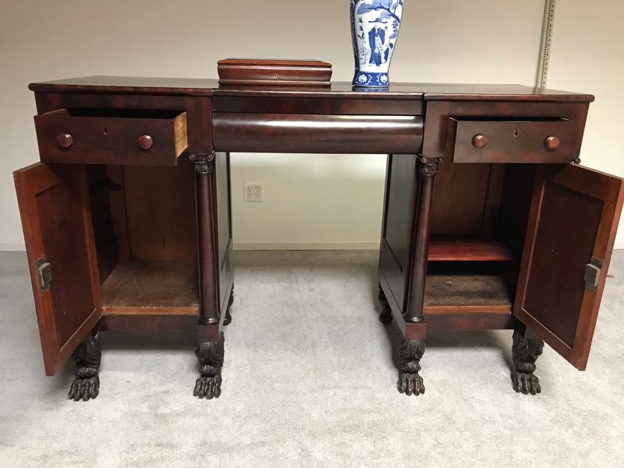 Stunning Mahogany Sideboard Buffet Table With Ornately Carved Claw Feet - Working Locks On Drawers And Cabinets - Have Skeleton Key [Photo 18]