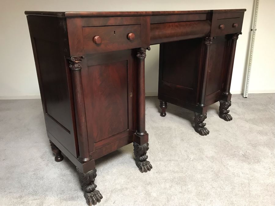 Stunning Mahogany Sideboard Buffet Table With Ornately Carved Claw Feet - Working Locks On Drawers And Cabinets - Have Skeleton Key [Photo 30]