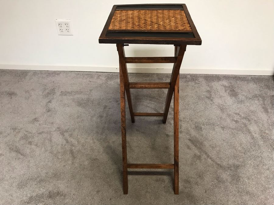 Vintage Chinese Side Table [Photo 4]