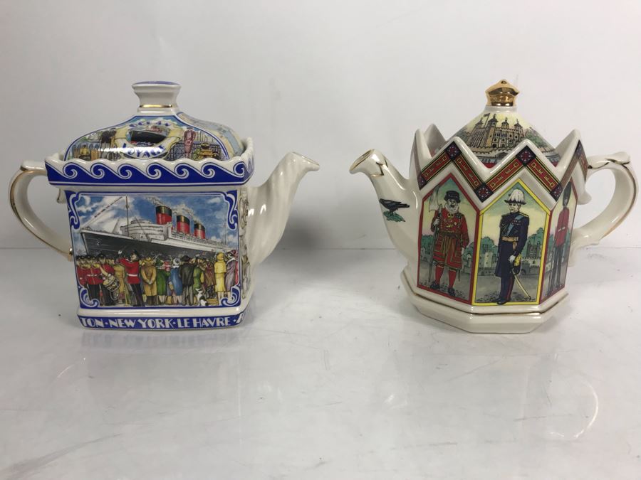 Pair Of James Sadler English Teapots Made In England [Photo 1]