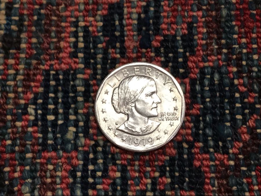 Vintage Hand Knotted Wool Persian Rug 53' X 80' [Photo 15]