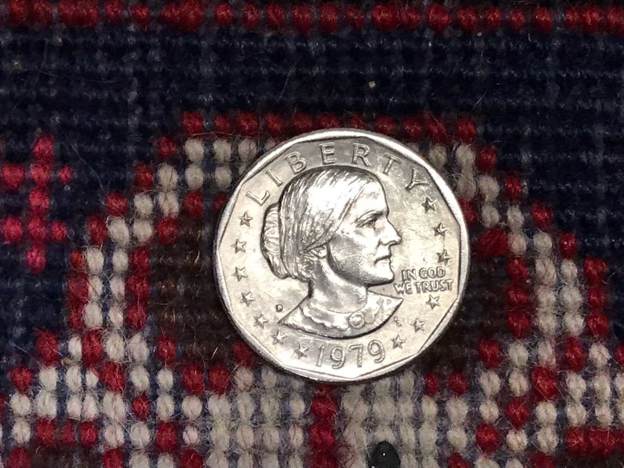 Vintage Hand Knotted Wool Persian Rug 26' X 39' [Photo 12]