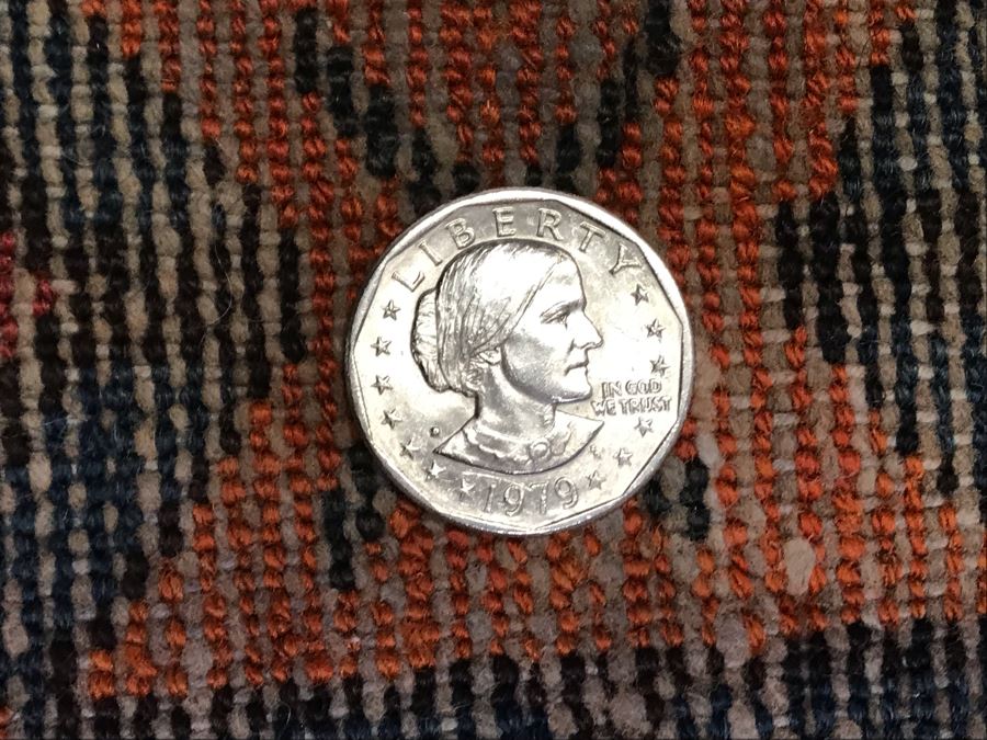 Vintage Hand Knotted Wool Persian Rug 54' X 80' [Photo 14]