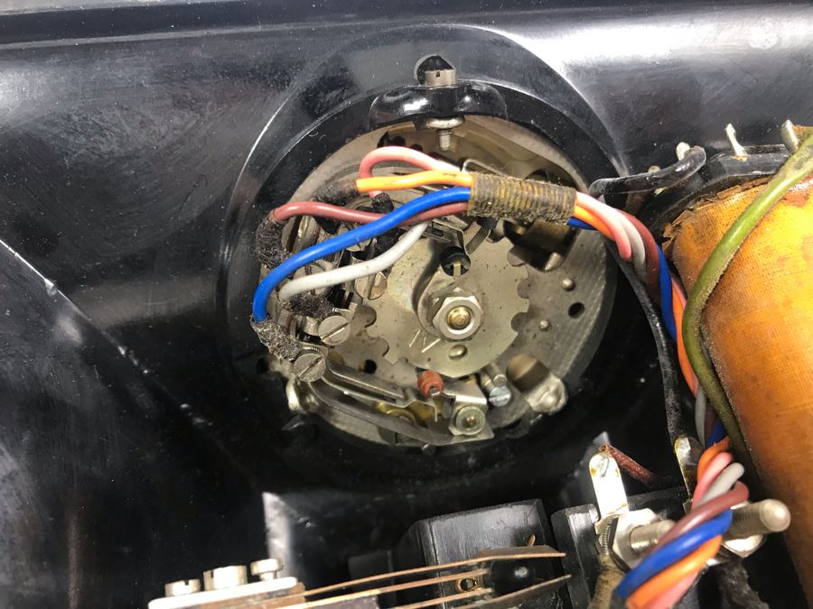 Pair Of Vintage British Black Bakelite GPO No. 164 Bell Rotary Dial Telephones Bell Set No 26 [Photo 16]