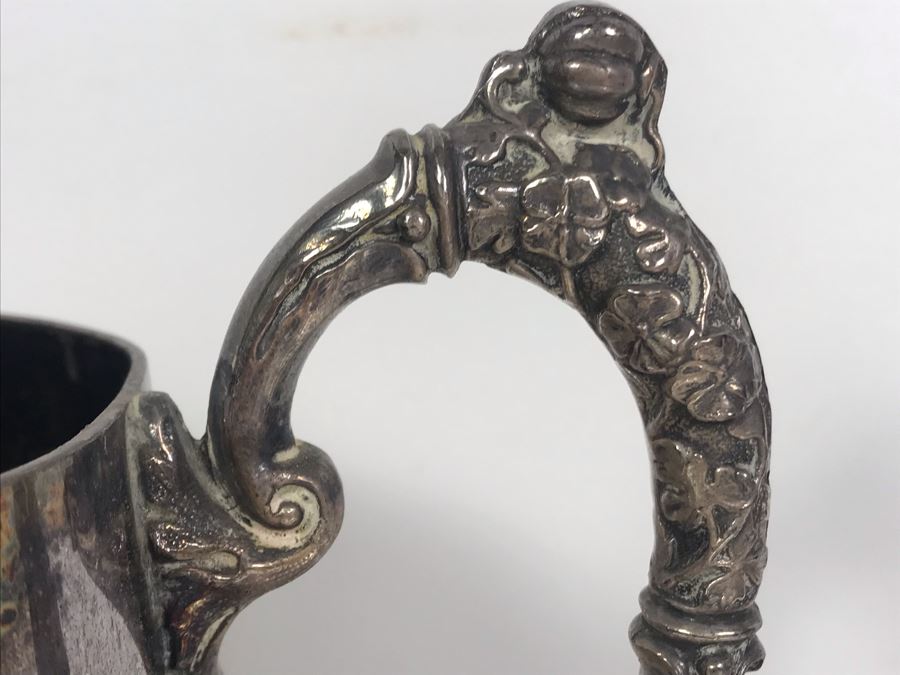 Antique W&H Walker & Hall Sheffield England Tropy Cup Inscribed 'Whittlesea Coursing Club Ralph Hutton's Esq Tropy Won By Goe Hamiltons Heather Lass 9-8-1910' 12'H [Photo 7]