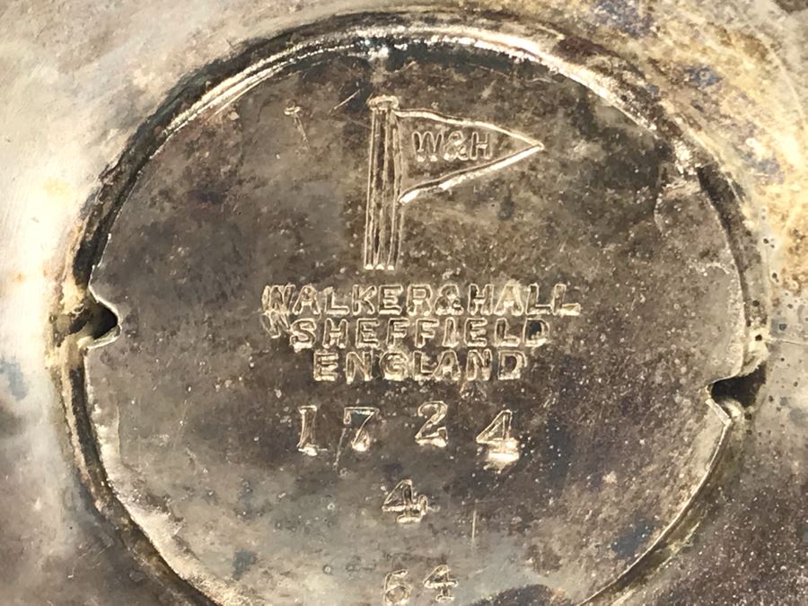 Antique W&H Walker & Hall Sheffield England Tropy Cup Inscribed 'Whittlesea Coursing Club Ralph Hutton's Esq Tropy Won By Goe Hamiltons Heather Lass 9-8-1910' 12'H [Photo 14]