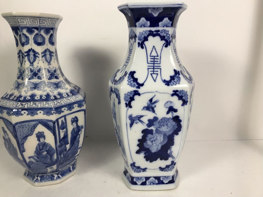 Pair Of Contemporary Chinese Blue And White Vases 14'H [Photo 12]