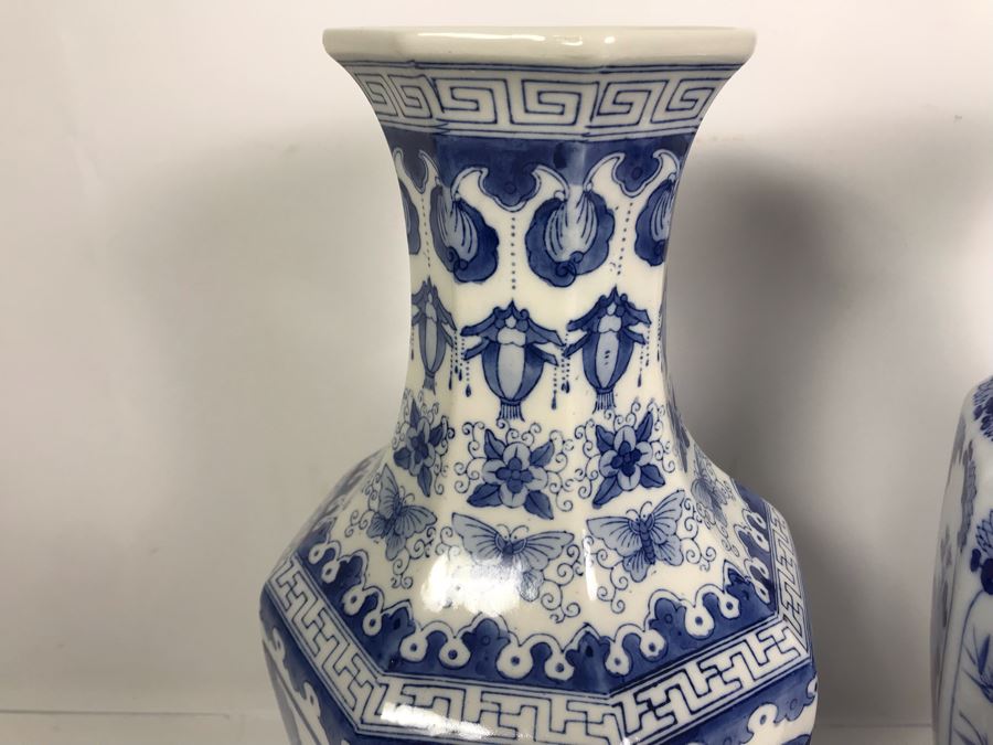 Pair Of Contemporary Chinese Blue And White Vases 14'H [Photo 2]