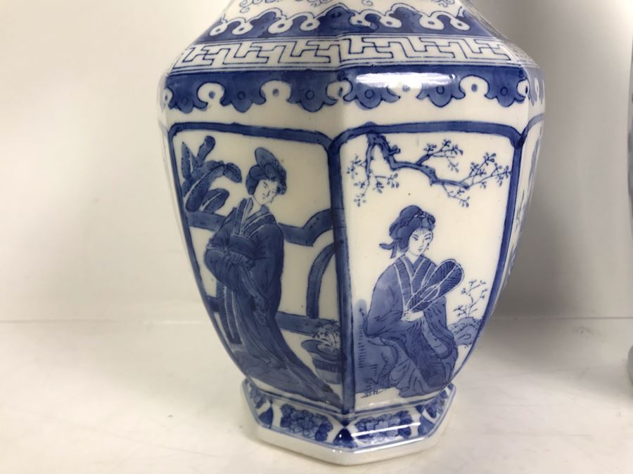 Pair Of Contemporary Chinese Blue And White Vases 14'H [Photo 8]