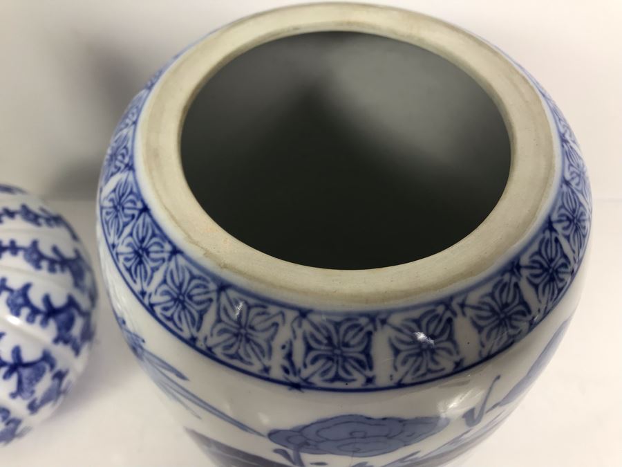 Pair Of Contemporary Chinese Blue And White Vases Dragon Serpent Design [Photo 7]