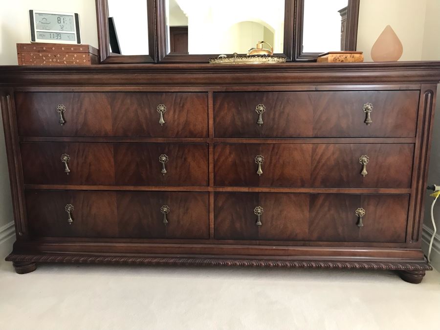 Stunning National Mt. Airy 6-Drawer Chest Of Drawers Dresser With Brass Pulls And 3-Panel Beveled Glass Adjustable Hinged Mirror [Photo 4]