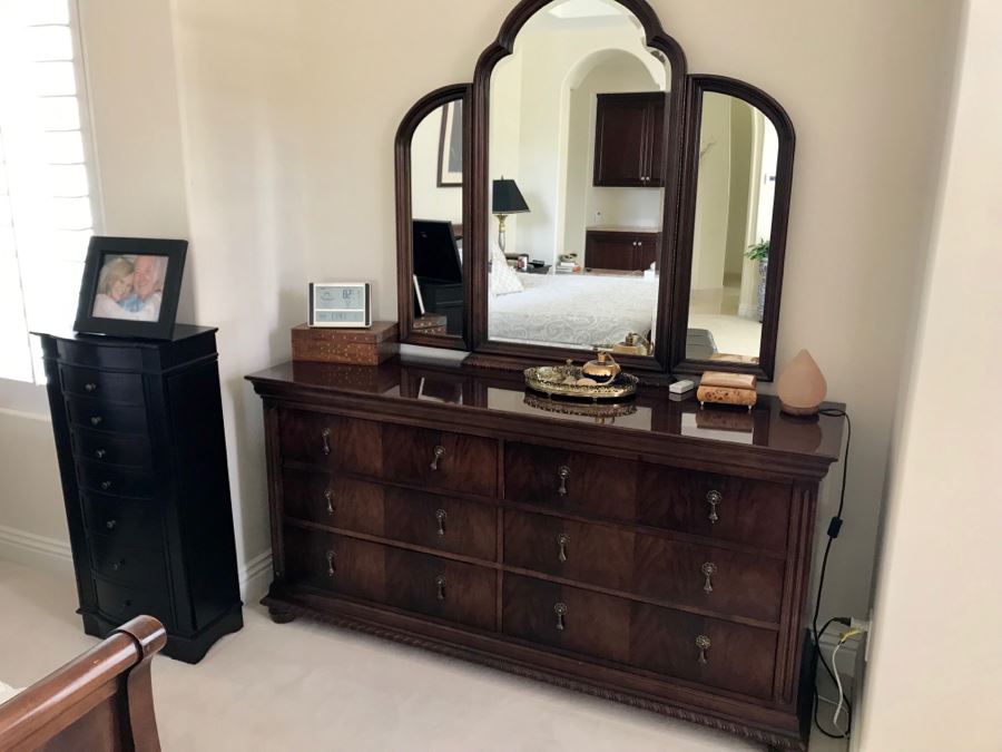 Stunning National Mt. Airy 6-Drawer Chest Of Drawers Dresser With Brass Pulls And 3-Panel Beveled Glass Adjustable Hinged Mirror [Photo 12]