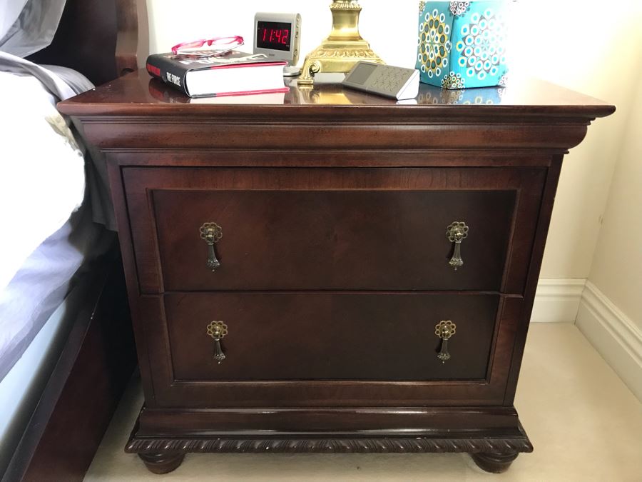 Pair Of National Mt. Airy Wooden Nightstands End Tables (One Of Brass Pulls Has Been Replaced) [Photo 7]