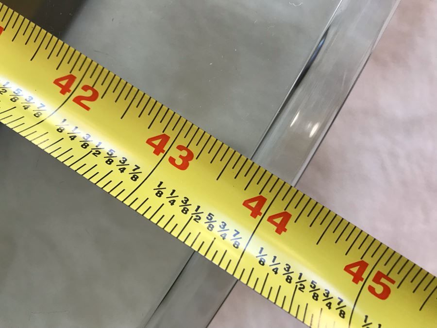 Stunning Henredon Wooden Faux Elephant Tusk Coffee Table With Glass Top 44'W X 16'H [Photo 17]