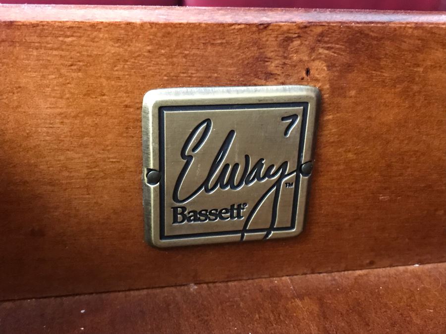 Bassett Furniture John Elway Collection Wooden Coffee Table With Adjustable Height Top And Drawers [Photo 3]