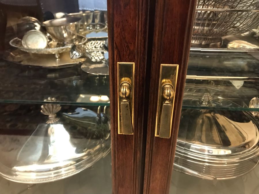 Vintage Thomasville Chinoiserie Wooden Sofa Table Display Cabinet With Up Lighting And Brass Pulls 56.5'W X 16.5'D X 29.5'H [Photo 8]