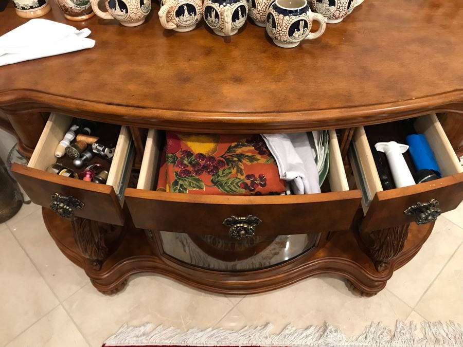 Pulaski Furniture Ornate Sideboard Cabinet Table With Drawers And Lighted Display Cabinet 62'W X 22'D X 38.5'H [Photo 6]