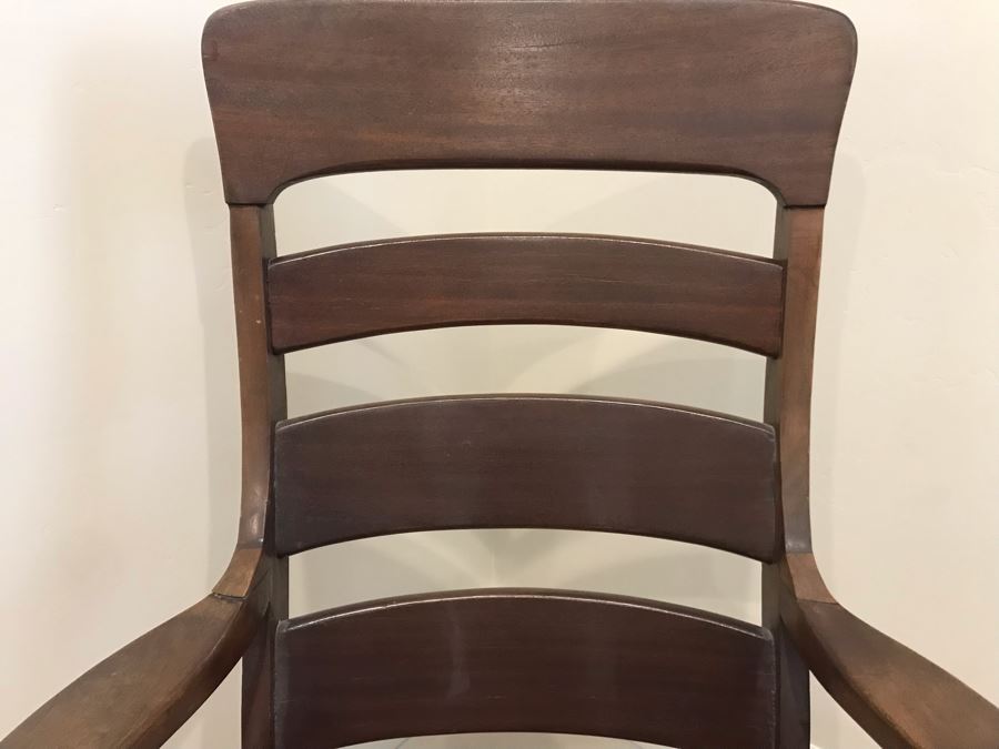 Vintage Wooden Rocking Chair [Photo 8]